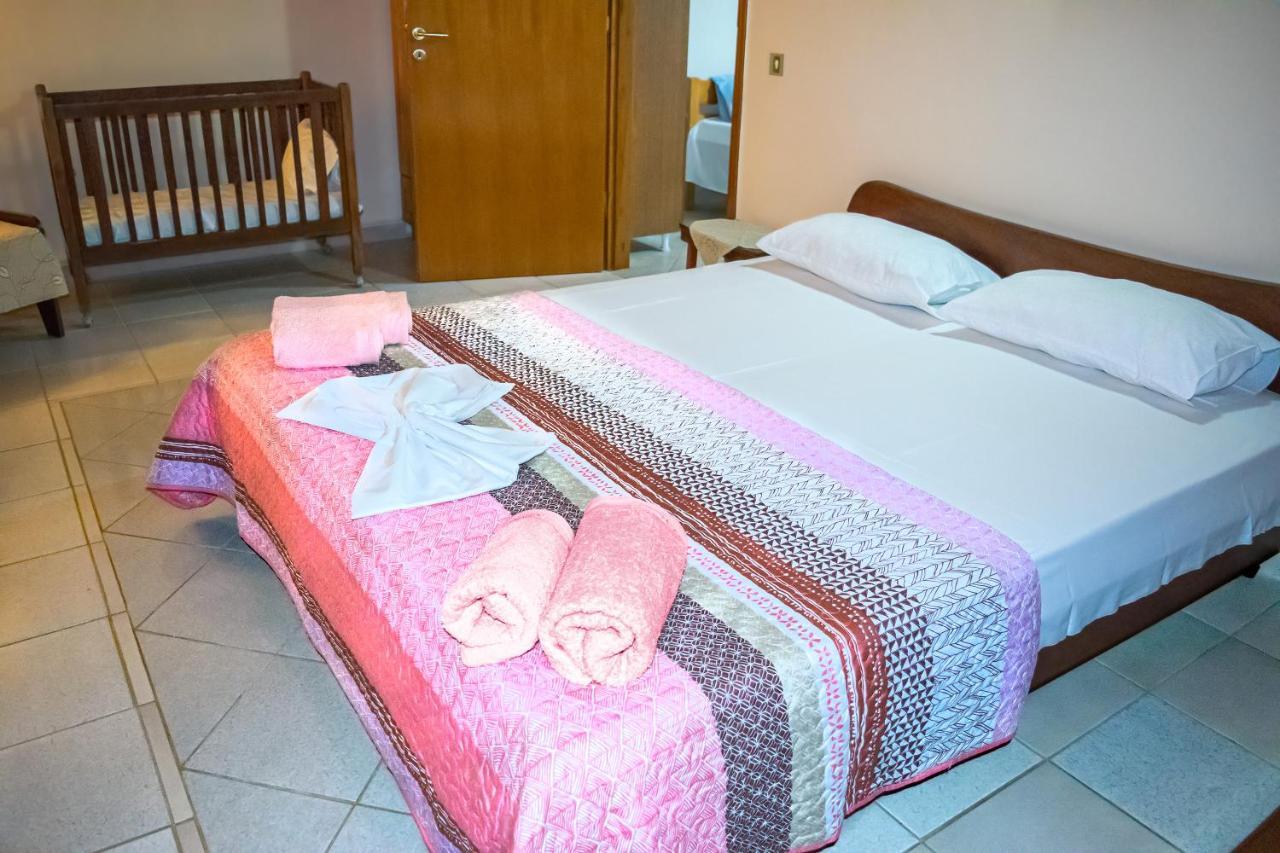Kleidas Apartments Thymiana Bagian luar foto